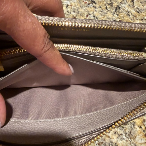 Tory Burch Wallet - Grey - Picture 11 of 14